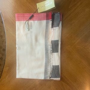 Brand new Burberry cashmere scarf